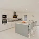 3 Bedroom Awesome In Créances